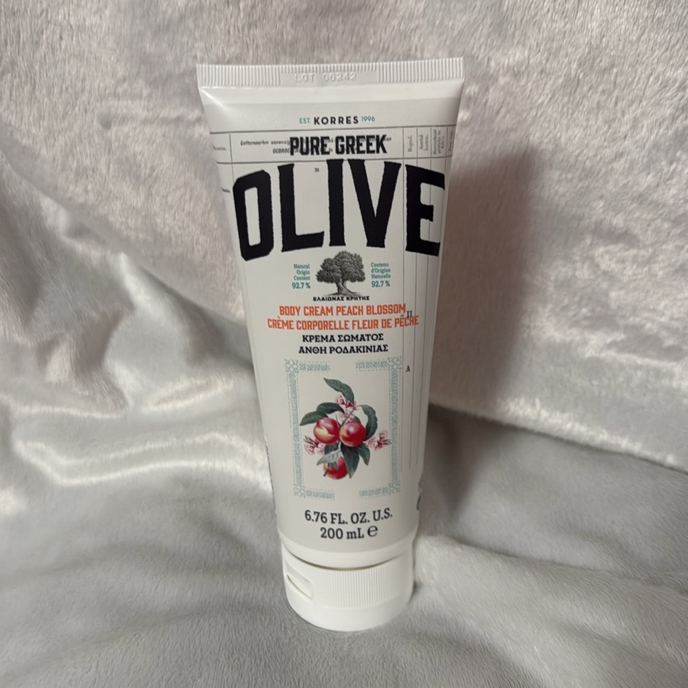🍑NWT Korres Pure Greek Olive Body Cream🍑 - Picture 6 of 6